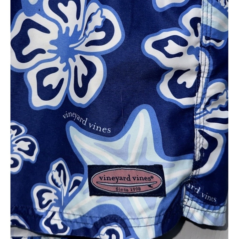 Vineyard Vines‎ Swim Trunks XL Blue Floral Lined Stretch Board Shorts Hawaiian
